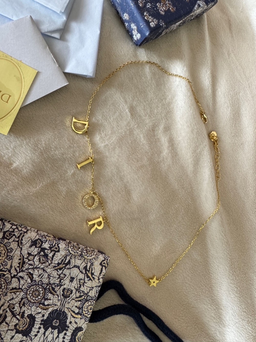 Dior Necklace with packaging - Picture 2 of 15